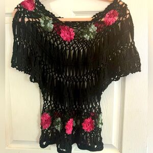 Black floral Crochet  macrame top. NWOT no defects.